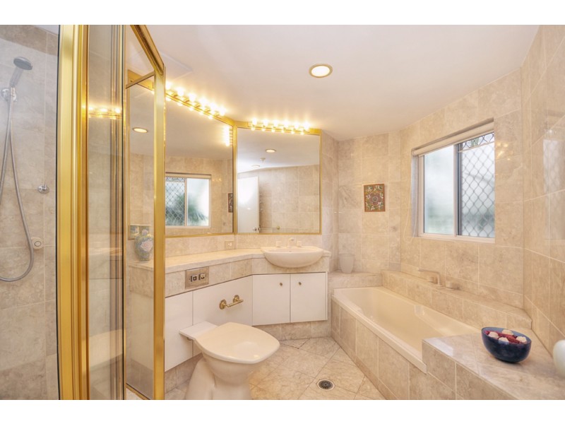 4/19 Riverview Parade, Surfers Paradise QLD 4217