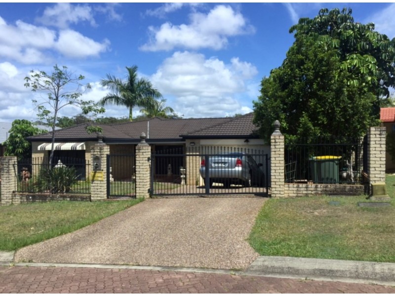 9 Birdie Court, Arundel QLD 4214