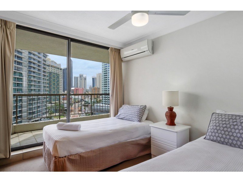 31/2981 Surfers Paradise Boulevard, Surfers Paradise QLD 4217