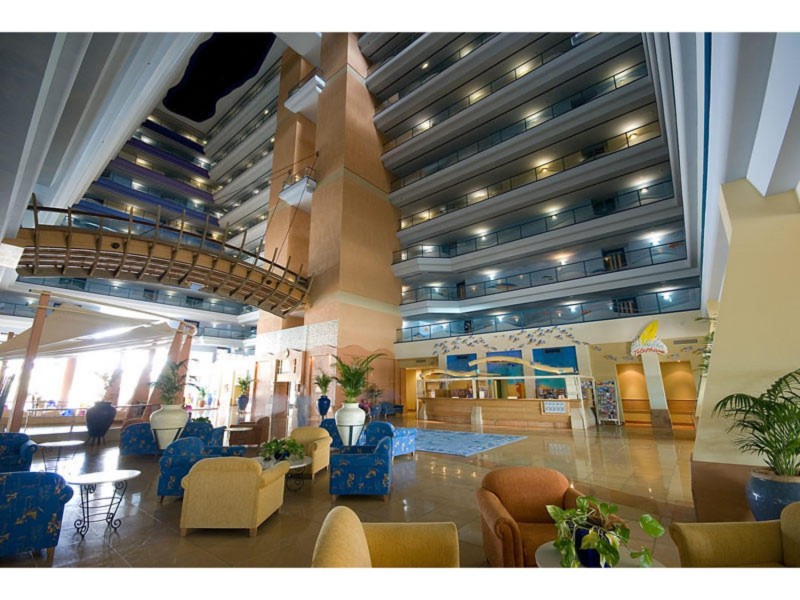 “Crown Towers”/5 Palm Avenue, Surfers Paradise QLD 4217