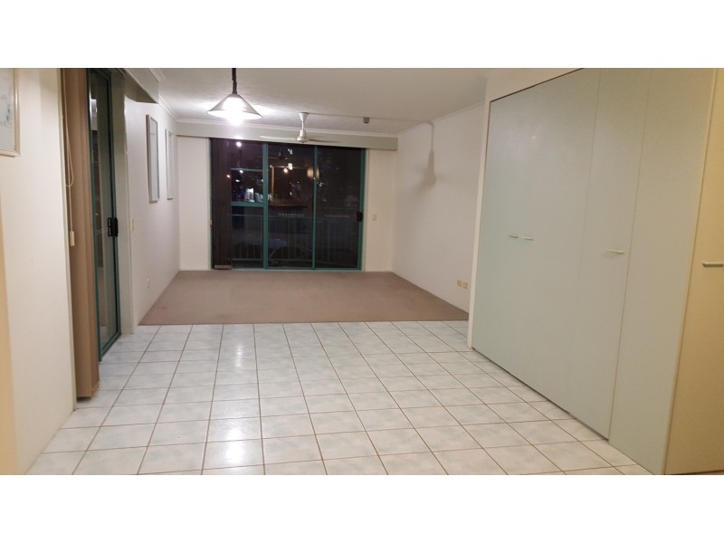 5/124 Queen Street, Southport QLD 4215