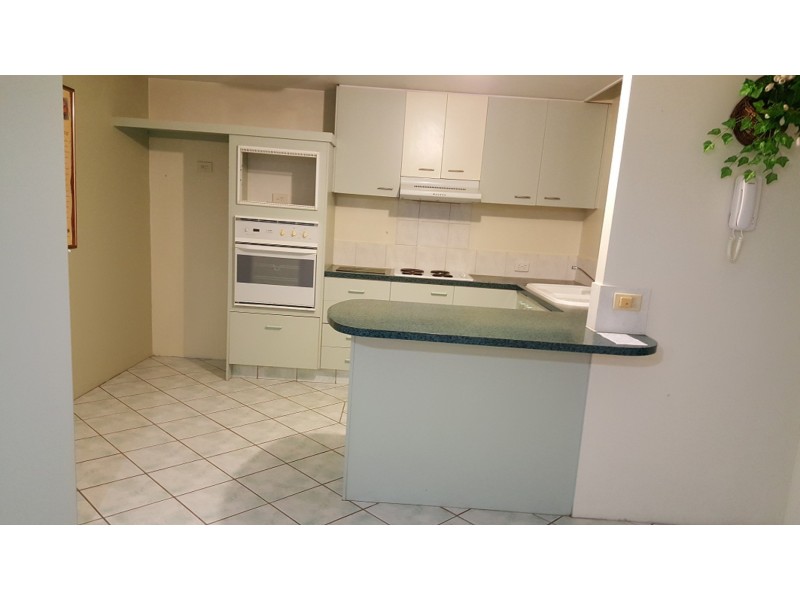 5/124 Queen Street, Southport QLD 4215