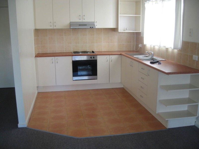 “Cypress Court”/37 Cypress Avenue, Surfers Paradise QLD 4217