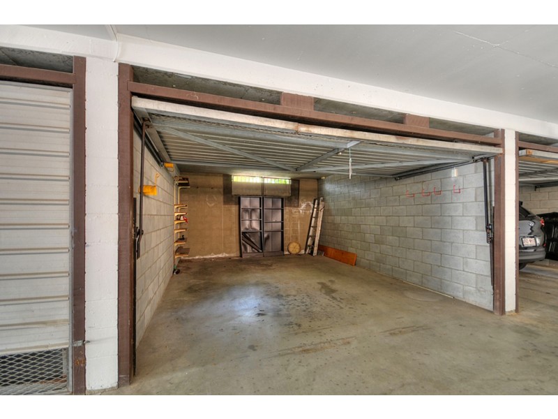 6/17 Riverview Parade, Surfers Paradise QLD 4217