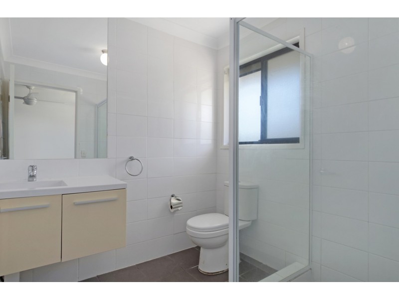 3 Vaucluse Place, Sorrento QLD 4217