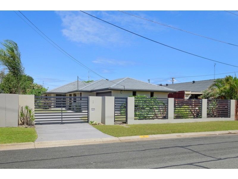 3 Vaucluse Place, Sorrento QLD 4217