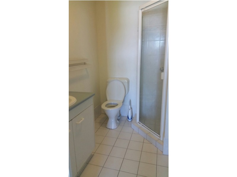 3 Barranbali Street, Surfers Paradise QLD 4217