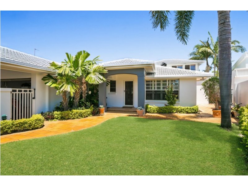 60 Blair Athol Crescent, Sorrento QLD 4217