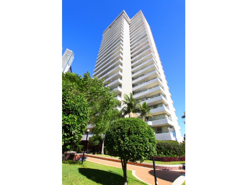 39/40 Ferny Avenue, Surfers Paradise QLD 4217