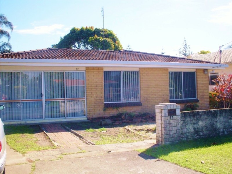 17  Allawah Street, Sorrento QLD 4217