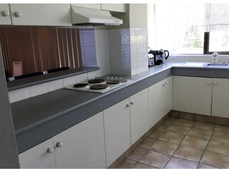 ‘Thornton Towers”/33 Thornton Street, Surfers Paradise QLD 4217