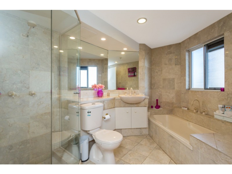 20/19 Riverview Parade, Surfers Paradise QLD 4217