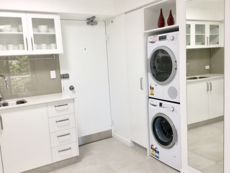 “La Joya”/3650 Main Beach Parade, Main Beach QLD 4217