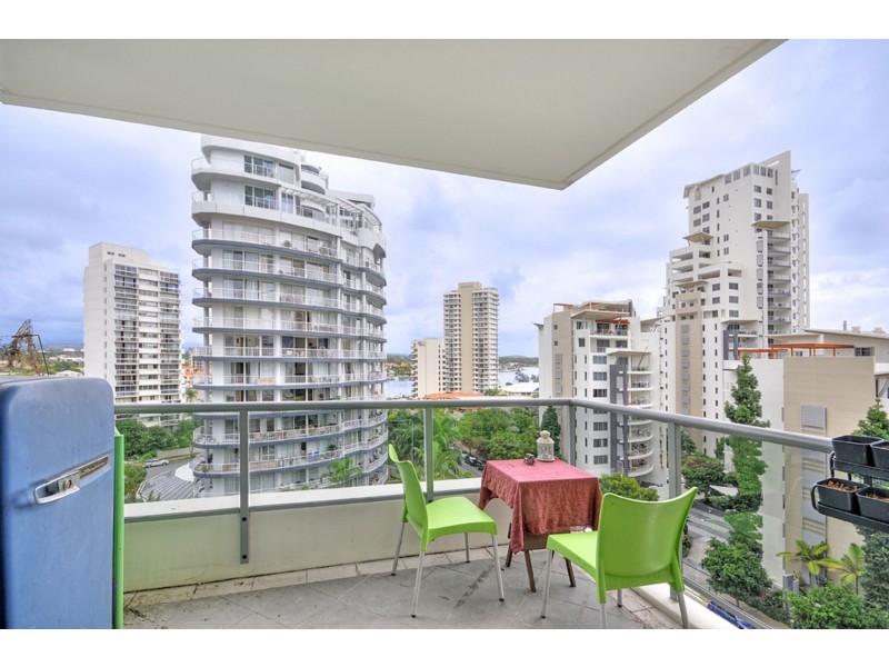 “Solaire”/18 Cypress Avenue, Surfers Paradise QLD 4217