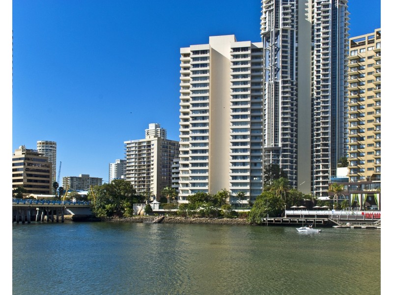 18/40 Ferny Avenue, Surfers Paradise QLD 4217