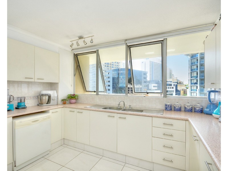 18/40 Ferny Avenue, Surfers Paradise QLD 4217