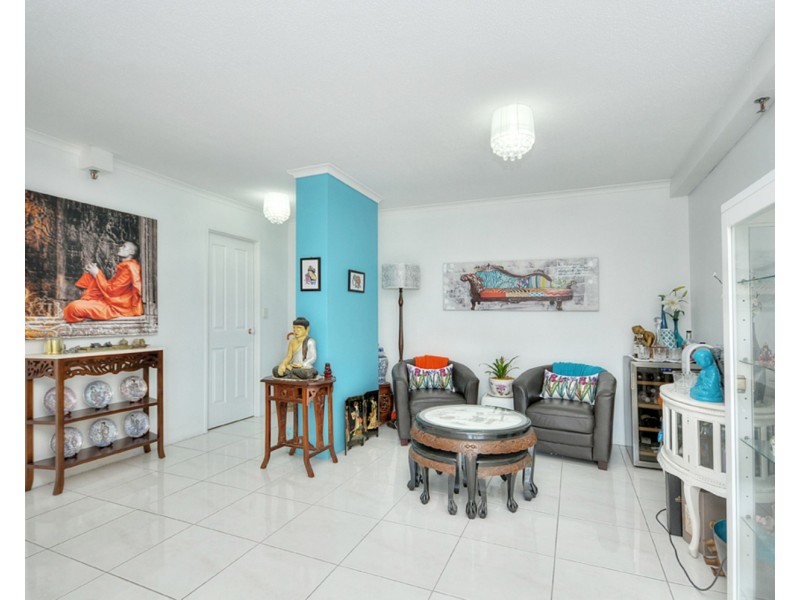 18/40 Ferny Avenue, Surfers Paradise QLD 4217