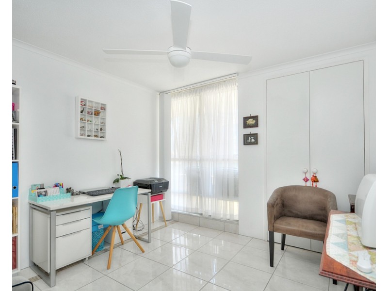 18/40 Ferny Avenue, Surfers Paradise QLD 4217