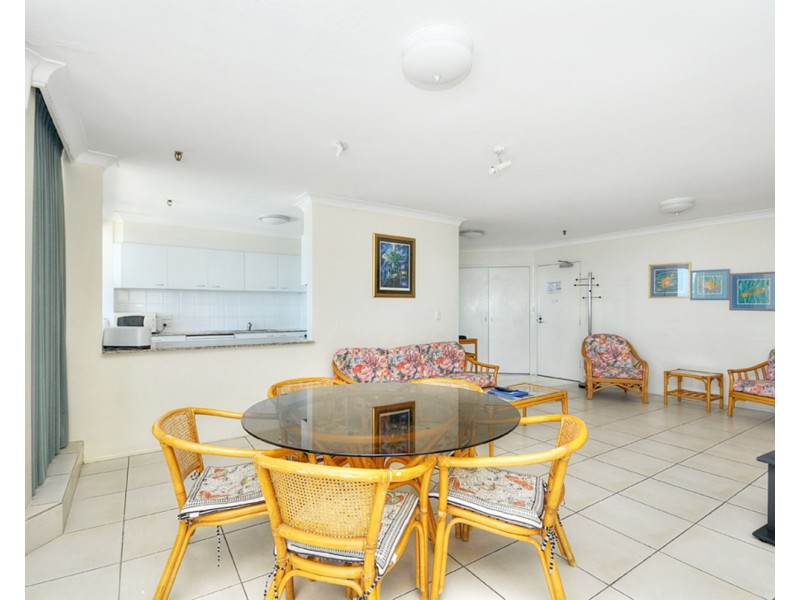110/114 The Esplanade, Surfers Paradise QLD 4217