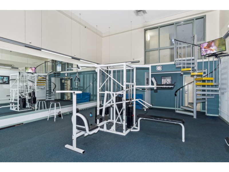 811/18 Hanlan Street, Surfers Paradise QLD 4217