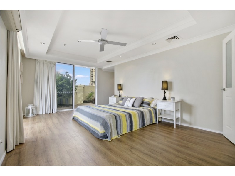 6A/11 Hanlan Street, Surfers Paradise QLD 4217