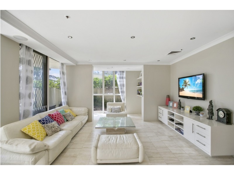 6A/11 Hanlan Street, Surfers Paradise QLD 4217