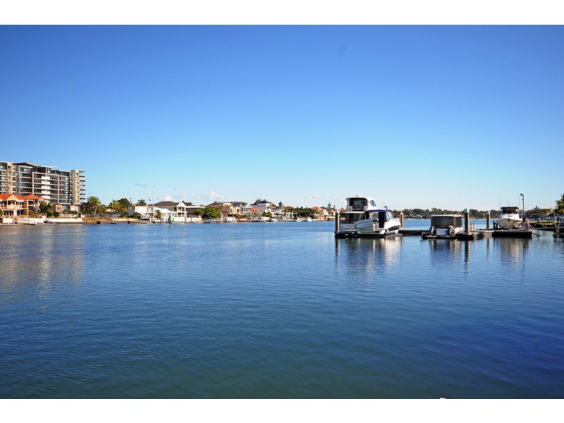 141 “Anchorage”/32 Riverview Parade, Surfers Paradise QLD 4217