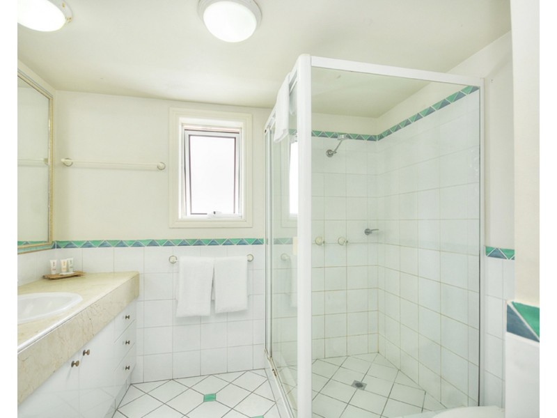 Moroccan View/6 View Avenue, Surfers Paradise QLD 4217