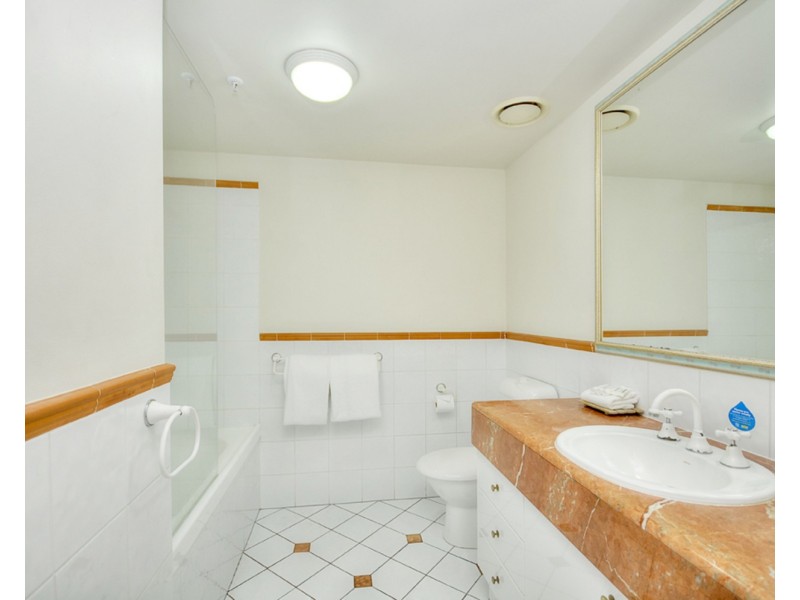 Moroccan View/6 View Avenue, Surfers Paradise QLD 4217