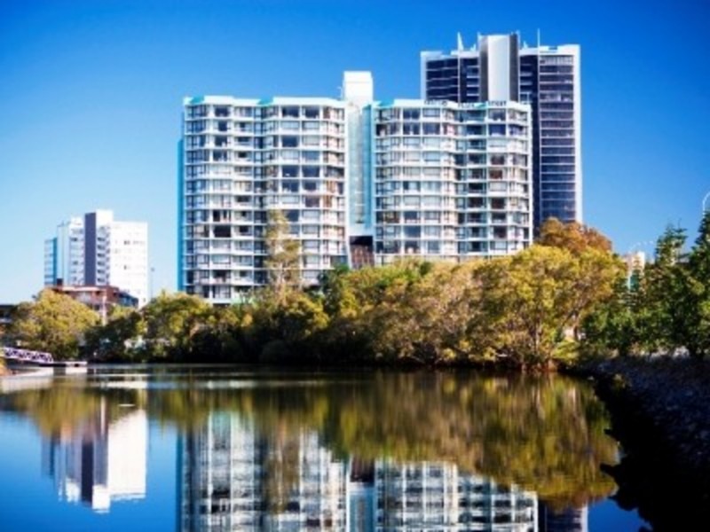 Surfers Plaza/70 Remembrance Drive, Surfers Paradise QLD 4217