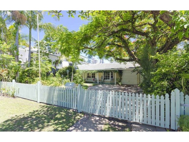 22 Blondell Avenue, Surfers Paradise QLD 4217