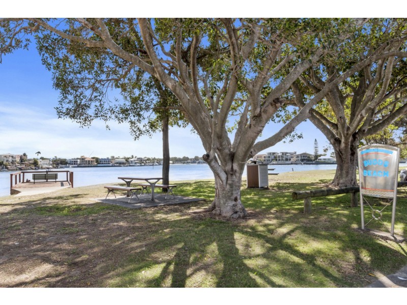 22 Blondell Avenue, Surfers Paradise QLD 4217