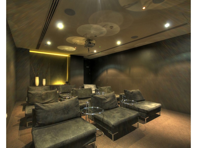 2101/4 Wahroonga Place, Surfers Paradise QLD 4217