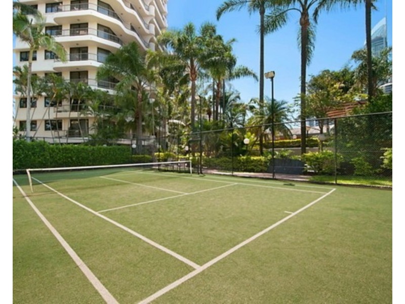 Aristocrat/19 Aubrey Street, Surfers Paradise QLD 4217