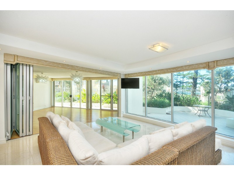 1/30-32 Garfield Terrace, Surfers Paradise QLD 4217