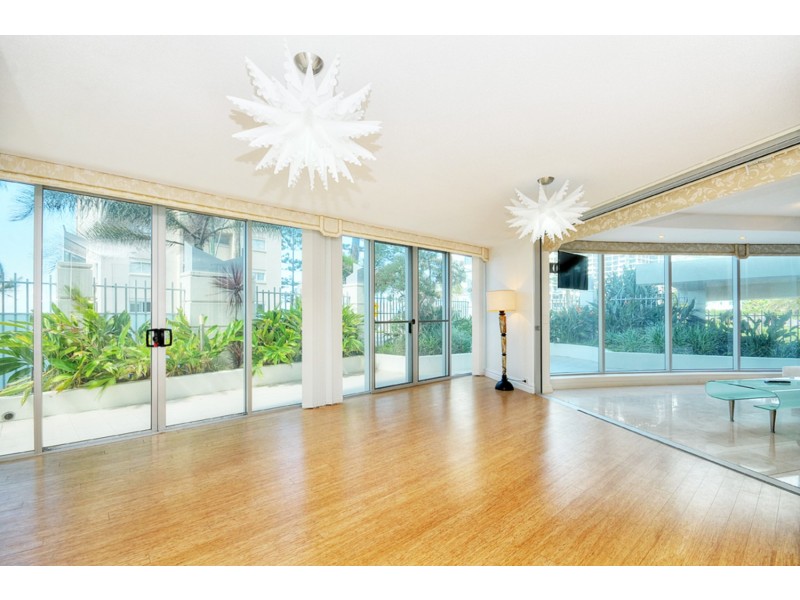 1/30-32 Garfield Terrace, Surfers Paradise QLD 4217