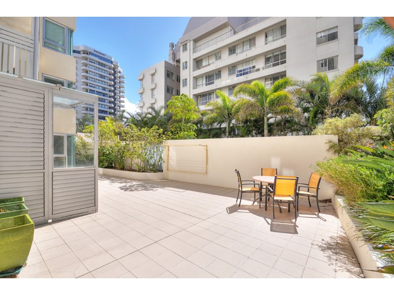 1/30-32 Garfield Terrace, Surfers Paradise QLD 4217