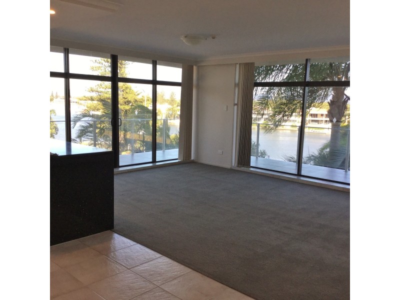 “Thornton Towers”/33 thornton Street, Surfers Paradise QLD 4217