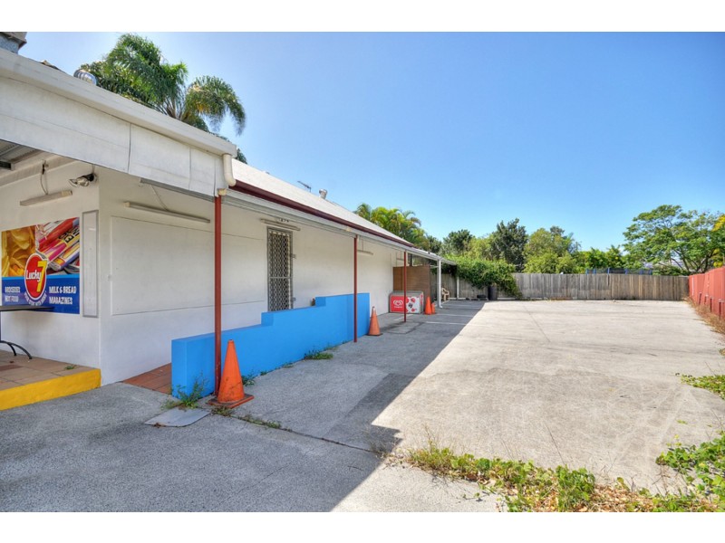 263 Wardoo Street, Southport QLD 4215