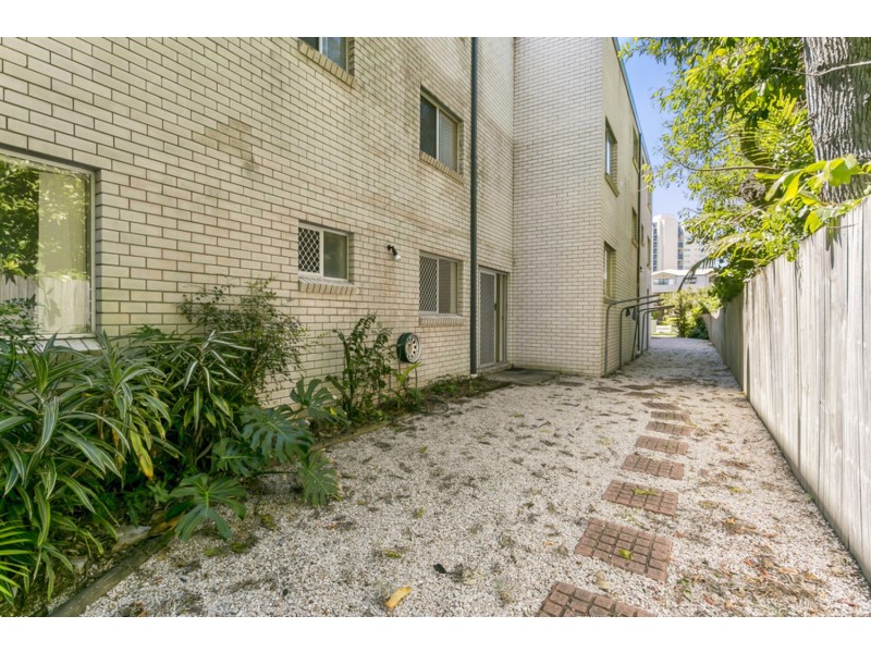 164 Frank Street, Labrador QLD 4215