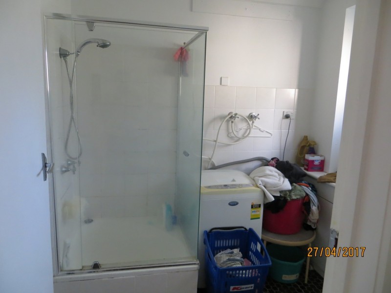 2/9 Darrambal Street, Surfers Paradise QLD 4217