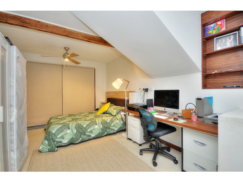 26 Naples Avenue, Surfers Paradise QLD 4217