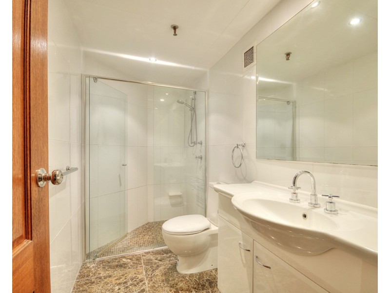 FOCUS/108-109/114 The Esplanade, Surfers Paradise QLD 4217