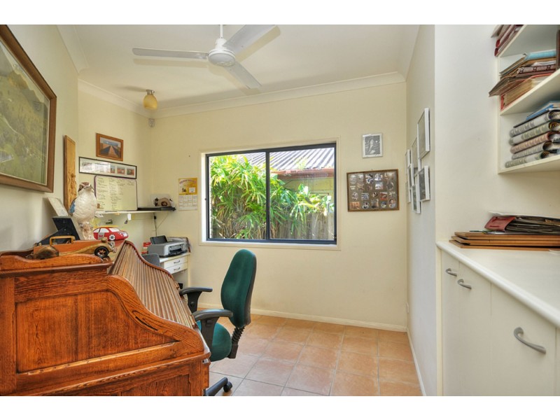 26 Pine Avenue, Surfers Paradise QLD 4217