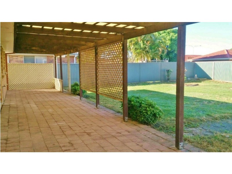 14 Waitomo Street, Broadbeach Waters QLD 4218