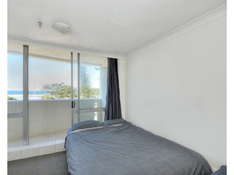 6/114 The Esplanade, Surfers Paradise QLD 4217