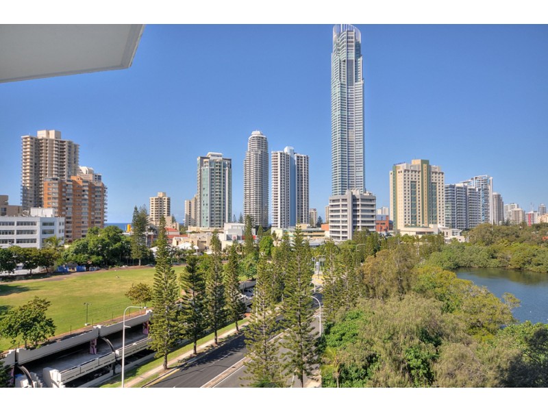 Surfers Plaza/70 Remembrance Drive, Surfers Paradise QLD 4217