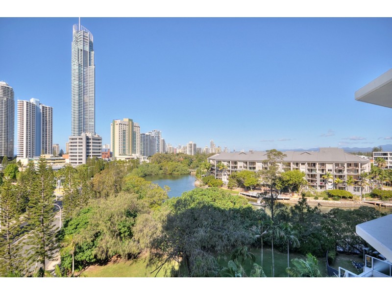 Surfers Plaza/70 Remembrance Drive, Surfers Paradise QLD 4217