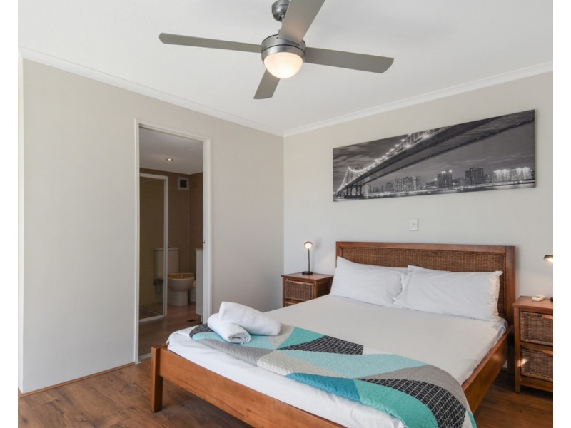 11/26 The Esplanade, Surfers Paradise QLD 4217