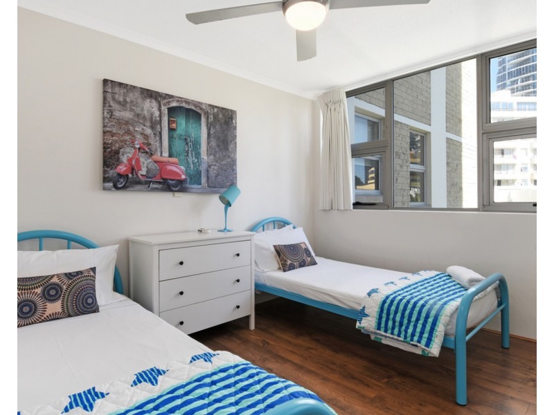 11/26 The Esplanade, Surfers Paradise QLD 4217